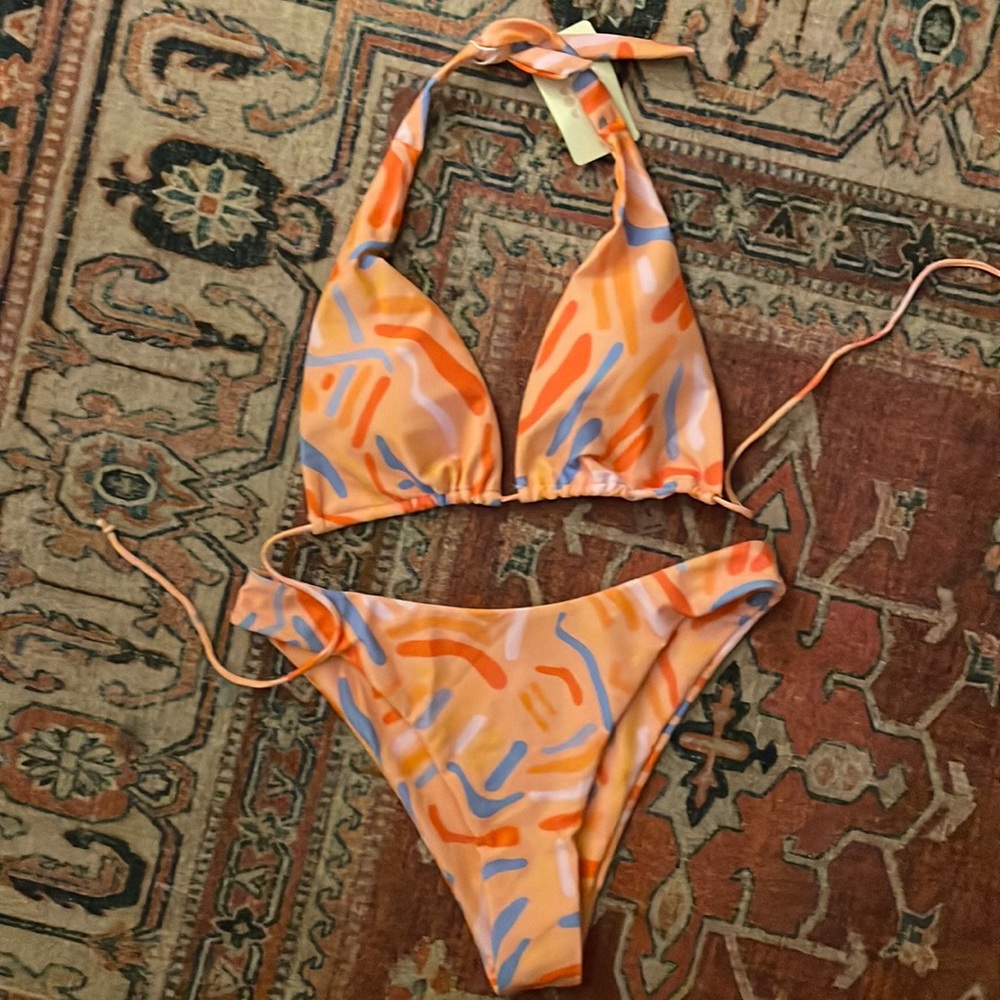 Aurelle NWT bikini